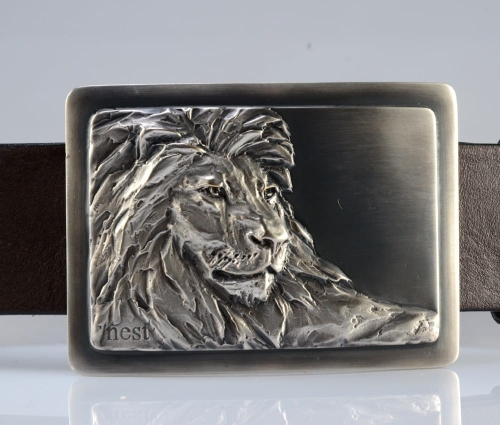 Wyjątkowy męski pasek z klamrą - lew