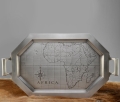 Srebrzona ośmiokątna taca z wizerunkiem kontynentu Afryki