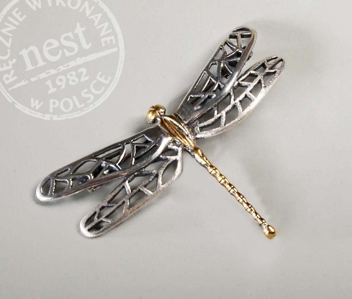 Broszka ważka - ciekawy upominek dla kobiety