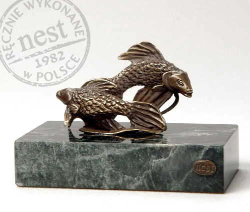 Ryby - rzeźba na marmurze