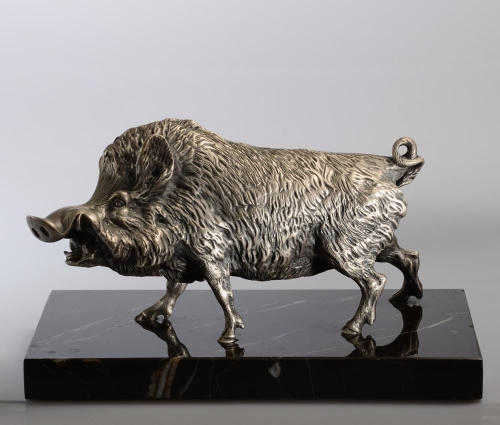 Okazała rzeźba dzika z brązu srebrzonego