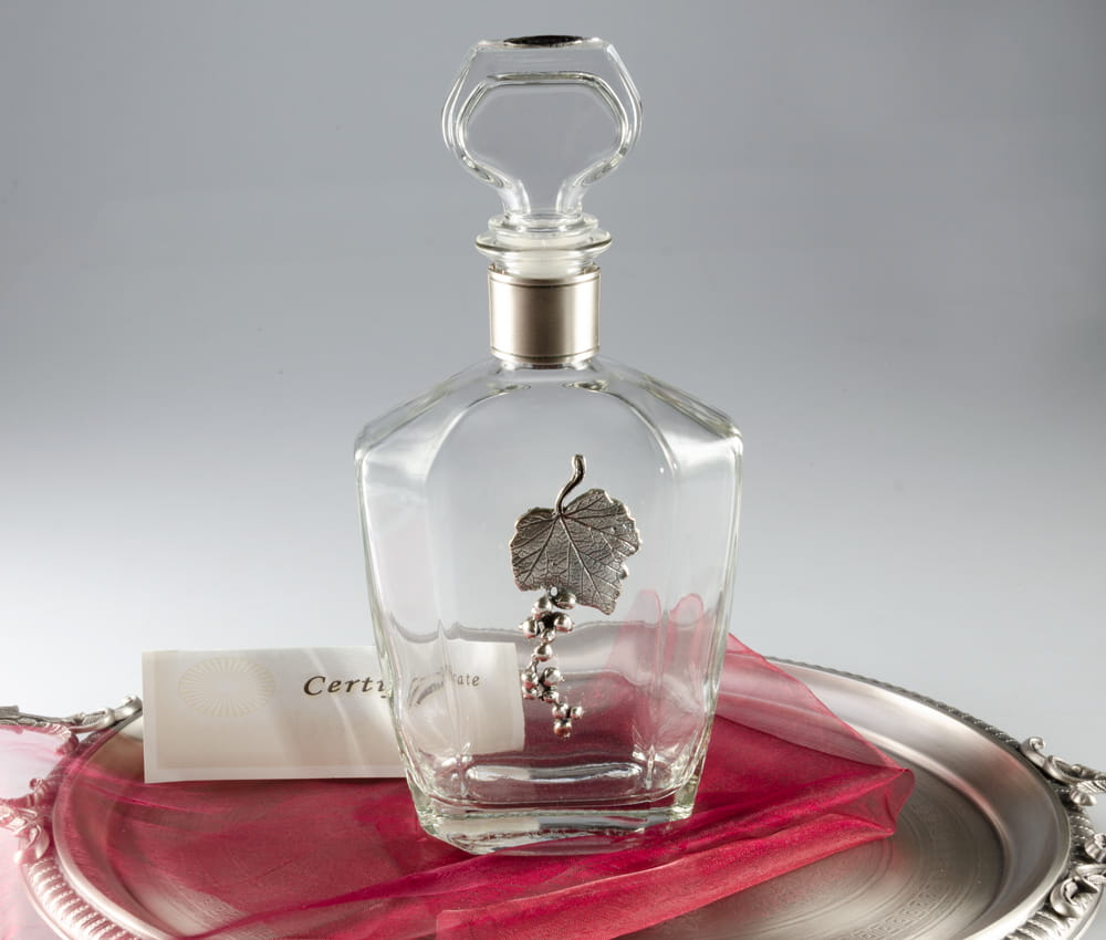 Karafka do  nalewki z motywem porzeczki - prezent do nowego domu