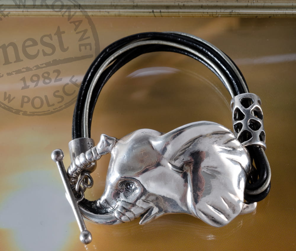 Bransoletka - słoń - ciekawy prezent dla kobiety