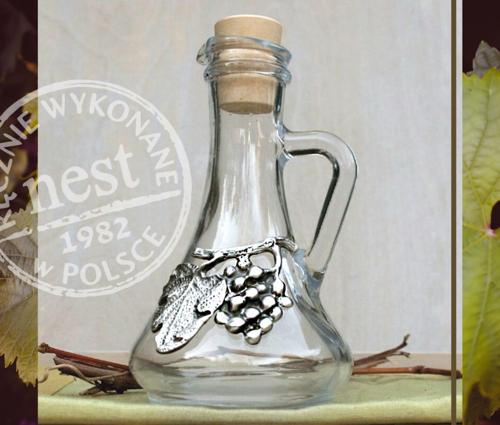 Karafka na ocet ze srebrzoną aplikacją