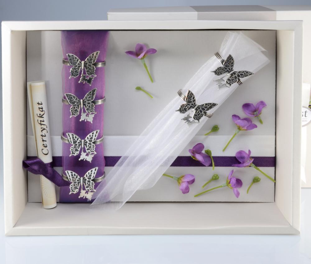 Srebrzone serwetniki z motylami